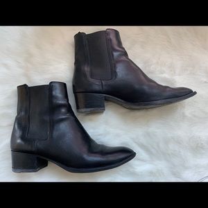 Saint Laurent Wyatt Chelsea Boot